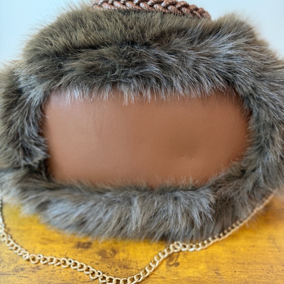 Purse that is brand new never used - Picture 2 of 3